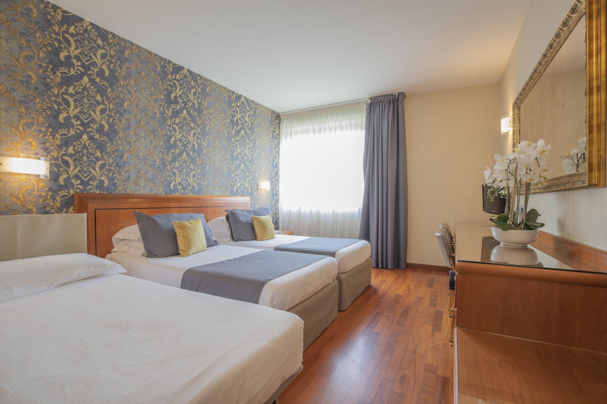 Hotel Palace เวโรนา ภายนอก รูปภาพ